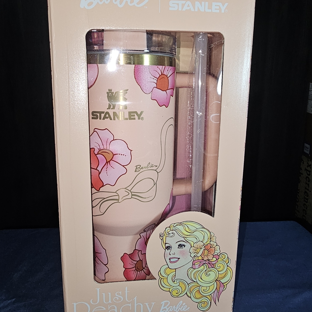 LOW START Stanley x Barbie “Just Peachy” Tumbler – Limited Edition (New in Box)